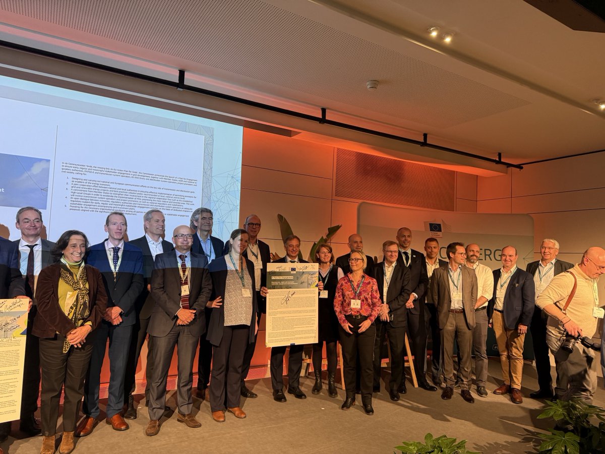 GEODE (@geode_eu) on Twitter photo 📢We are thrilled to share that GEODE has signed the <a href="/EU_Commission/">European Commission</a> Pact for Engagement! Roland Tropper represented us at the PCI Energy Days in Brussels, where the Pact's ten Guiding Principles for Public Engagement were unveiled. Learn more here ➡bit.ly/3UzioSz 📢We are thrilled to share that GEODE has signed the <a href="/EU_Commission/">European Commission</a> Pact for Engagement! Roland Tropper represented us at the PCI Energy Days in Brussels, where the Pact's ten Guiding Principles for Public Engagement were unveiled. Learn more here ➡bit.ly/3UzioSz