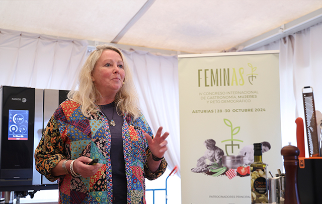 #feminas24
La inspiradora historia de Ghillie Basan en un lugar perdido de las Highlands escocesas gastrofeminas.com/es/magazine/po… #asturias @turismoasturias @gobasturias #asturiascocinadepaisaje #paraisonatural