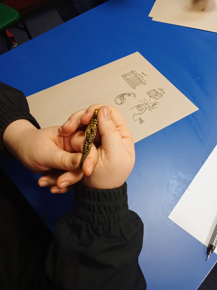 library_pgs tweet media