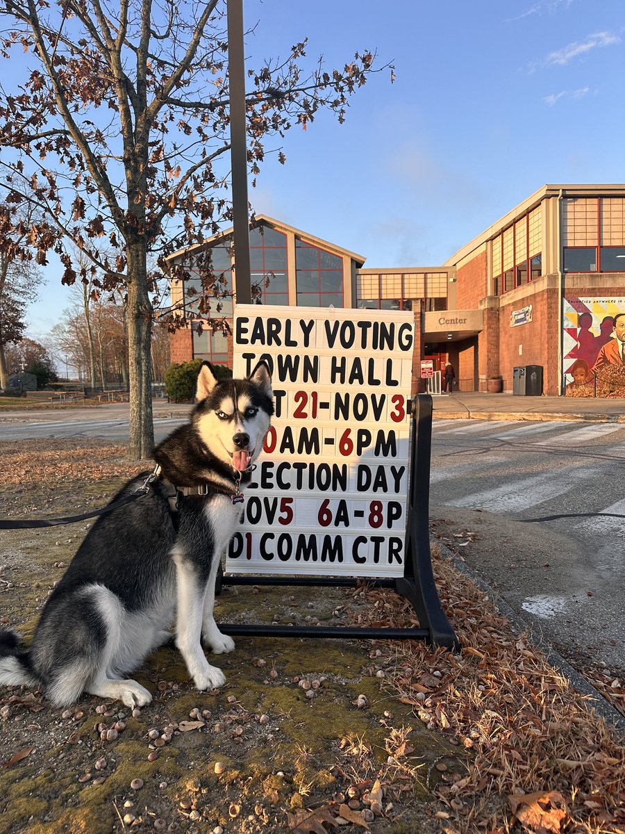 It’s Election Day and <a href="/JonathanHusky_/">Jonathan the Husky</a> wants you to get out and VOTE! Polling places are open until 8pm. 🇺🇸🗳️