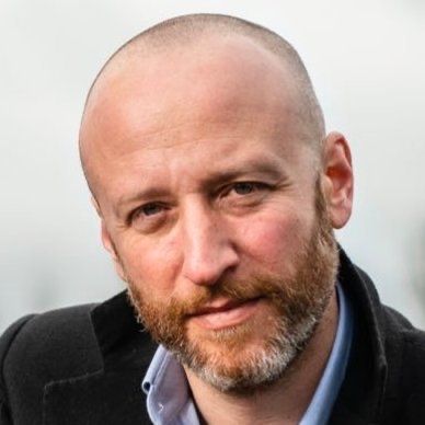 jdpoc's tweet photo. Right now, multiple Israeli officials are on trial in Israel for creating fake stories mixed with classified data to intentionally undermine hostage negotiations.

Jake Simons, editor of UK’s Jewish Chronicle, should be too.

He printed them - knowing they were fake. https://t.co/eMCC5wjva1