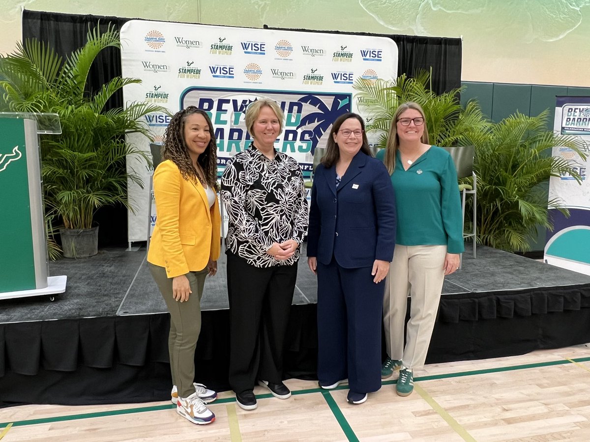 What a start to this <a href="/MarchMadnessWBB/">NCAA March Madness</a> season where our hometown will help crown the <a href="/WFinalFour/">NCAA Women's Final Four</a> National Champion! A huge thx to <a href="/CLessinger_TBSC/">Claire Lessinger</a>, <a href="/LynnHolzman/">Lynn Holzman</a>, <a href="/DanielleDonehew/">Danielle Donehew</a>, <a href="/TiffanyAGreene/">Tiffany Greene</a> &amp; <a href="/CoachJFernandez/">Jose Fernandez</a> for making last night’s Beyond Barriers event so meaningful!☀️🌴🏀