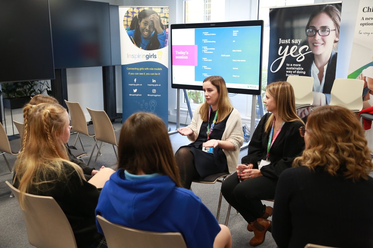 The day kicked off with a behind-the-scenes office tour, followed by a fast-paced speed-networking session where the girls connected with 14 <a href="/MetLife/">MetLife</a> volunteers serving as role models, gaining insights into diverse careers.✨