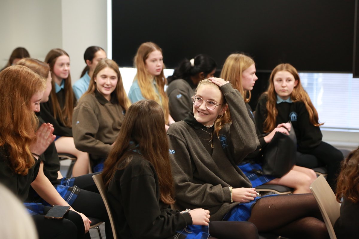 We wrapped up the day with goodie bags and group photos to celebrate this unforgettable experience!