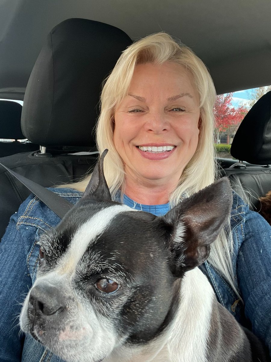 Roscoe and I are heading to the polls to vote! Regardless of what side of the political spectrum you are on, let your voice be heard. ￼
#vote #kadrolshaonacarole #ko #people #me