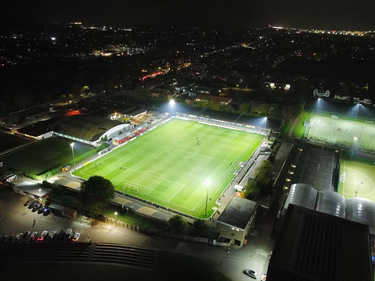 FIFC's tweet photo. 🌃 The scene at the Alcaline Stadium with 90 minutes to go until kick off

How we feeling, Seasiders?

#fifc | 🟠⚫️ https://t.co/wS0b0WjXx6