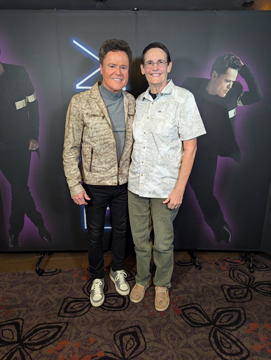 I thoroughly enjoy doing the pre-shows before my main show in Las Vegas because I never know what's going to happen. Last Friday, I met Dolores Jeffrey. She showed me a picture that I just couldn't believe. It was a Lego portrait of me that took her 4 months to design and build.