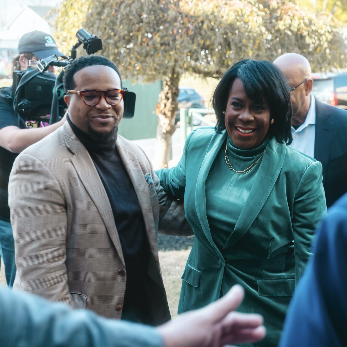 I was humbled to be joined by 3 fmr Mayors as I voted for Kamala Harris, Bob Casey &amp; all Dems on the ballot at @masjidullah. Thank you Gov. Rendell, Myr. Nutter &amp; Myr. Goode. We were surrounded by history as we made history! Thank you Imam Idris Abdul-Zahir for welcoming us!