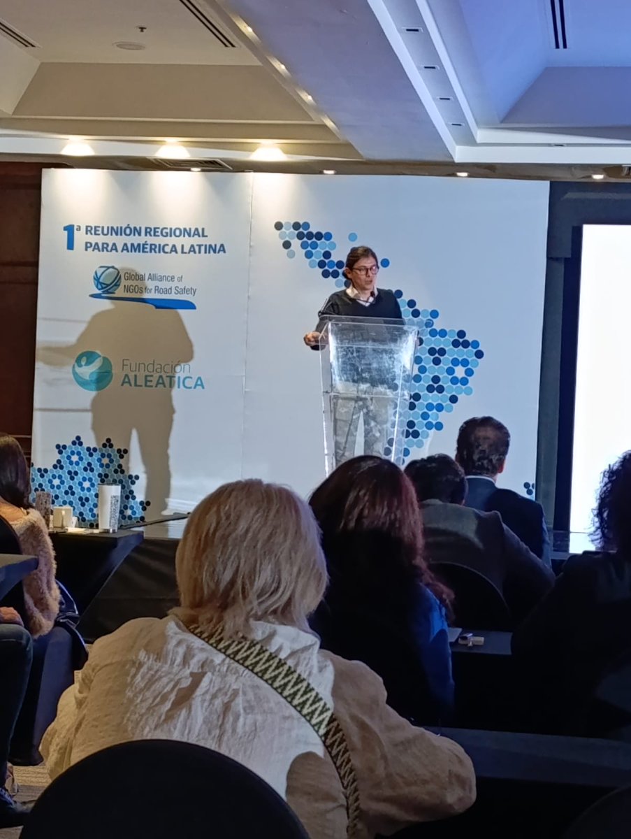 Esta mañana compartí la experiencia de la <a href="/CoalicionMS/">Coalición Movilidad Segura</a> para lograr el #DerechoALaMovilidad en México y la #LeyMovilidadSegura en la 1ª #ReuniónRegional de <a href="/RoadSafetyNGOs/">Road Safety Alliance</a> en América Latina.

Es muy emocionante ver a tantas personas trabajando para lograr #NoMásMuertesViales.