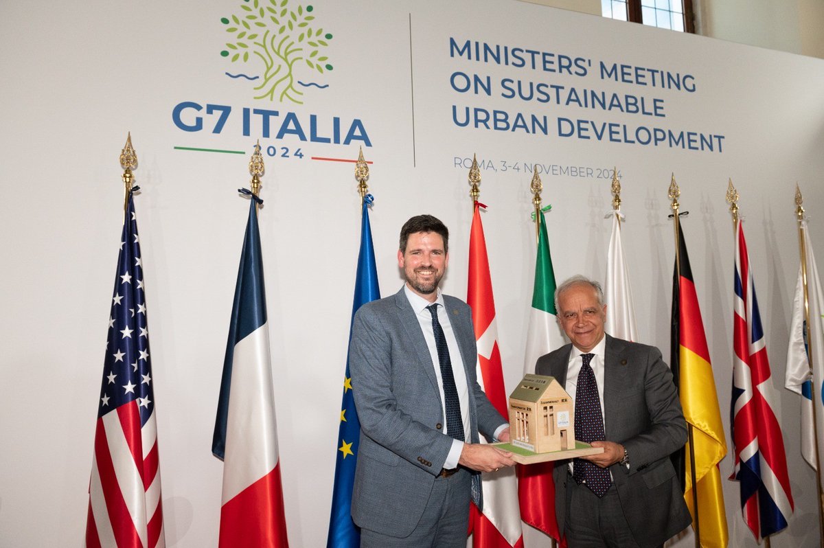 pnmetroplus's tweet image. #G7Italy, chiusi i lavori della Presidenza italiana, definite le priorità di azione per supportare congiuntamente città #giuste #inclusive e #resilienti. Le aree urbane ed i territori necessitano di una #Governance multilivello per individuare soluzioni 
🔎tinyurl.com/2s47wrac
