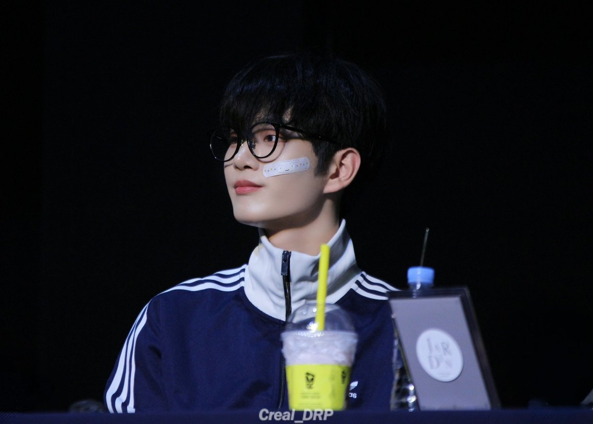 240922 점프업 팬사인회

#드리핀 #DRIPPIN #주창욱 #JOOCHANGUK