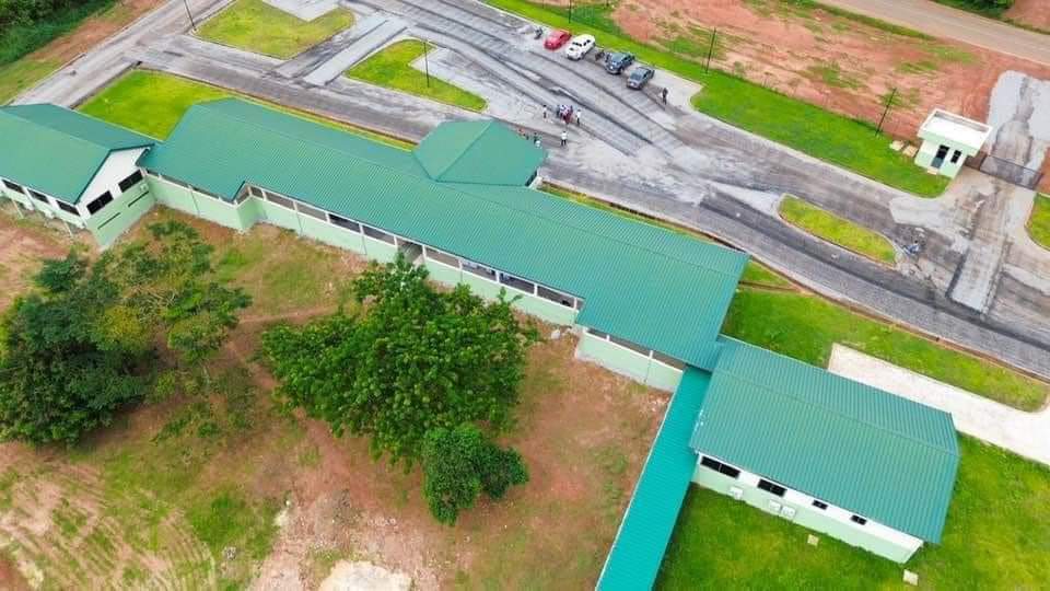 dtadomako's tweet photo. A newly constructed Hospital at Sefwi Asawinso by the NPP government is ready for commissioning. https://t.co/5ZyrF7BuEv