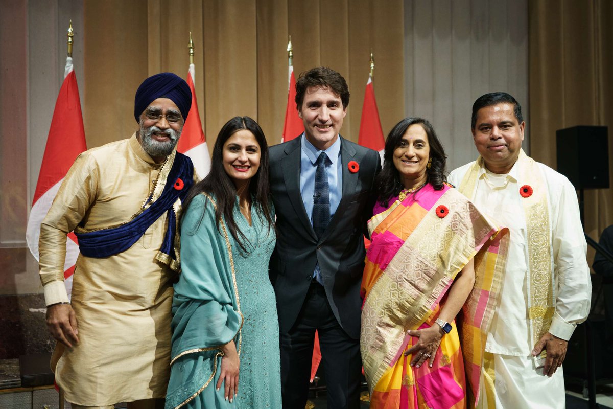 On Parliament Hill, Prime Minister Trudeau joined the Sikh community to mark Bandi Chhor Divas and celebrate the Day of Liberation.

Together, they lit diyas and recognized the power of unity in diversity, a value that makes Canada so special.