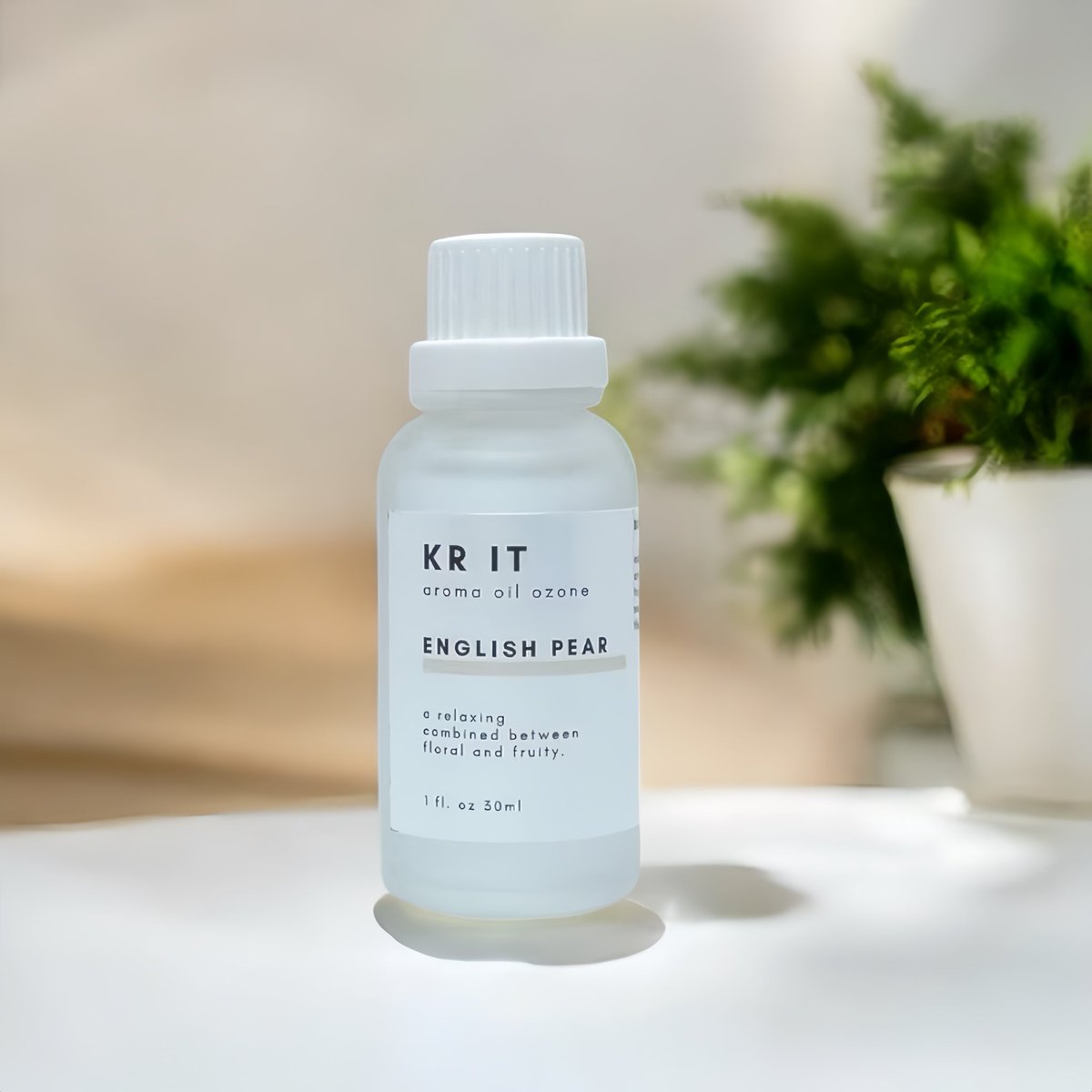 krit_candle's tweet photo. Aroma Oil Ozone น้ำมันหอมสำหรับเครื่องพ่นไอน้ำ ปราศจากแอลกอฮอล์ สูดดมได้100%ปลอดภัย  ปริมาณ 30 มล. 

#aromatherapy 
#humidifier 
#aroma 
#kritcandle 
#เครื่องพ่นไอน้ำ 
#HighSchoolFrenemyEP8 https://t.co/LXbnYYFAIT