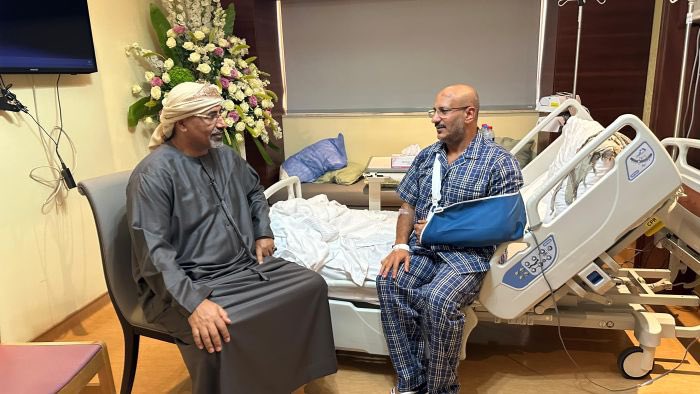 زار نائب رئيس مجلس القيادة الرئاسي- رئيس المجلس الانتقالي الجنوبي عيدروس الزُّبيدي، اليوم، نائب رئيس مجلس القيادة الرئاسي- قائد المقاومة الوطنية ورئيس مكتبها السياسي طارق صالح، الذي يتماثل للشفاء في أحد مستشفيات العاصمة الإماراتية أبو ظبي.

واطمأن الزُبيدي على الوضع الصحي لطارق