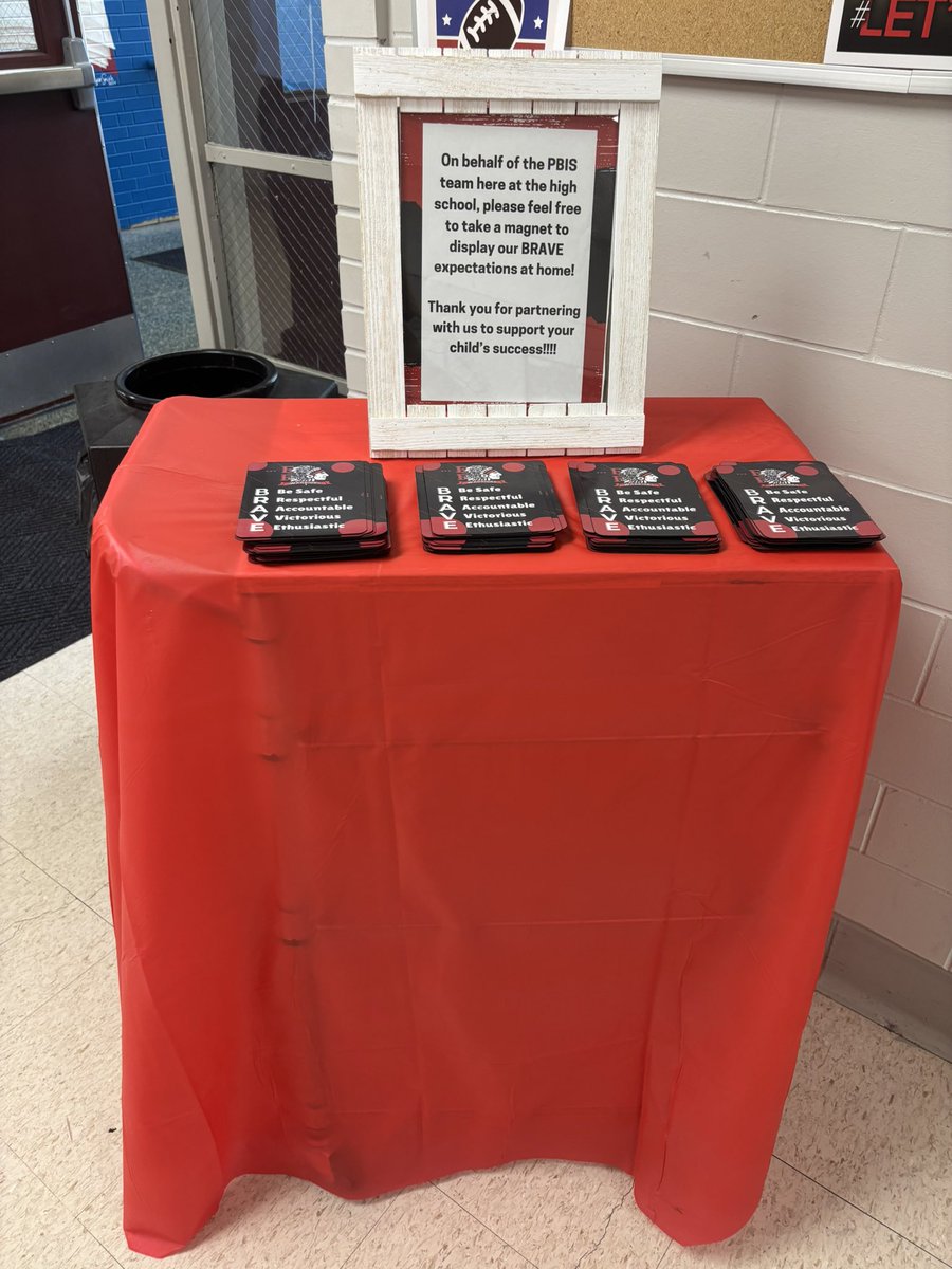 Parents, if you are coming in for conferences today, please stop by the table in the hallway and take a magnet home with you! #PBIS <a href="/EFWarriors/">Elizabeth Forward HS</a>