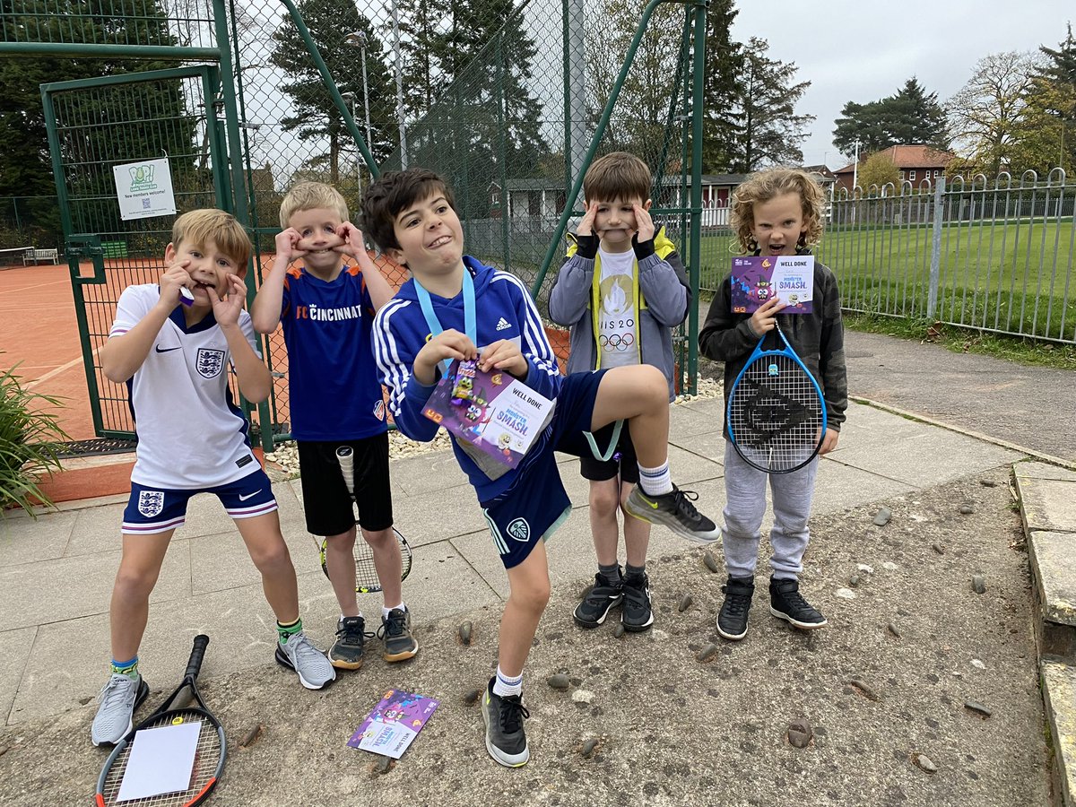 PoppletonTennis's tweet photo. A brilliant effort from everyone who competed in our mini tennis competition we held last Sunday 👏🎾💪 

Thank you to all our excellent helpers who did a great job!! 😊 https://t.co/wQCgINzBLT