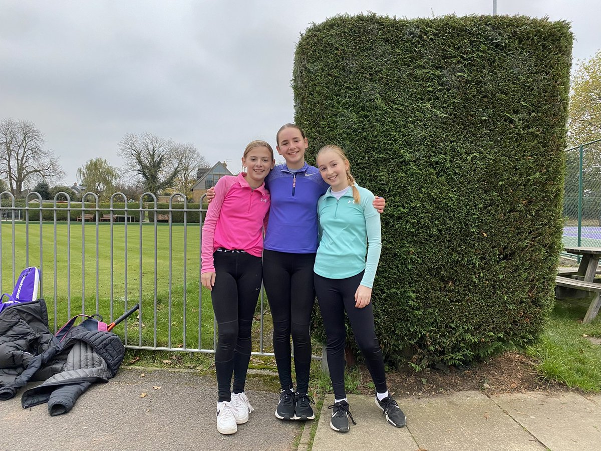 A brilliant effort from everyone who competed in our mini tennis competition we held last Sunday 👏🎾💪 

Thank you to all our excellent helpers who did a great job!! 😊