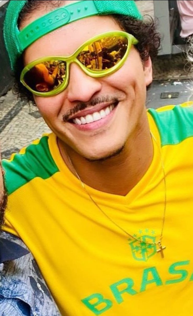 BrunoMars_Memes's tweet photo. o meme se tornando real😭 https://t.co/iqnuh3IjdV
