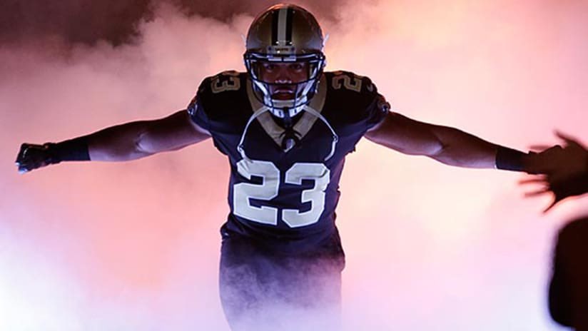 ItsNickiOnBeale's tweet photo. We will forever love you. You embodied our city as a whole. Forever a Saint 🫶🏻🖤⚜️ https://t.co/d4FSawmlN3