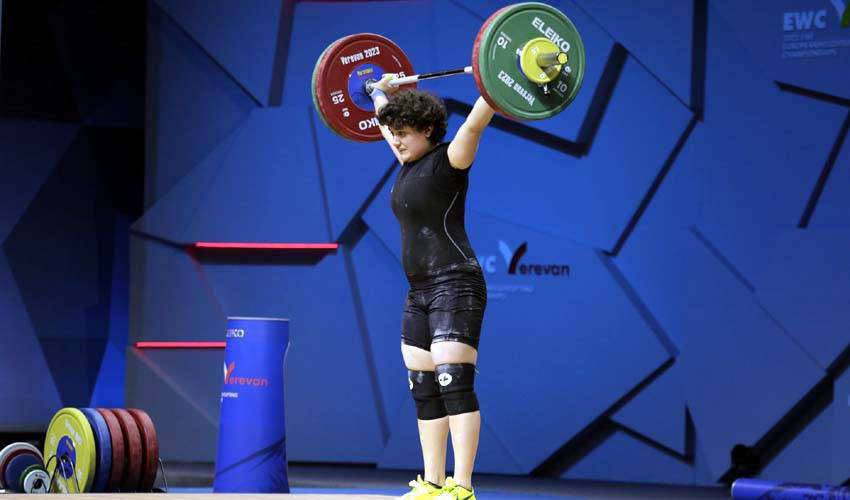 Емма Погосян стала чемпіонкою Європи на чемпіонаті Європи з важкої атлетики U20 🥇