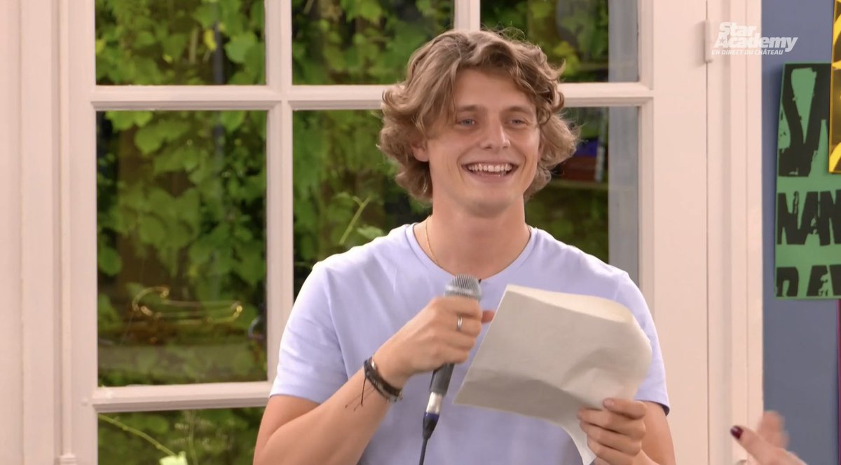 sunshineulysse_'s tweet photo. Allez on vote 3 il a des downs comme vous et moi mais il a encore tellement à offrir ne le laissez pas partir. Il a une des voix les plus touchantes du château montrer lui que y a pas que les grosses voix qui compte. ✨ #StarAcademy2024 #StarAcademyleLive #StarAcademlelive https://t.co/pAnLklj8CC