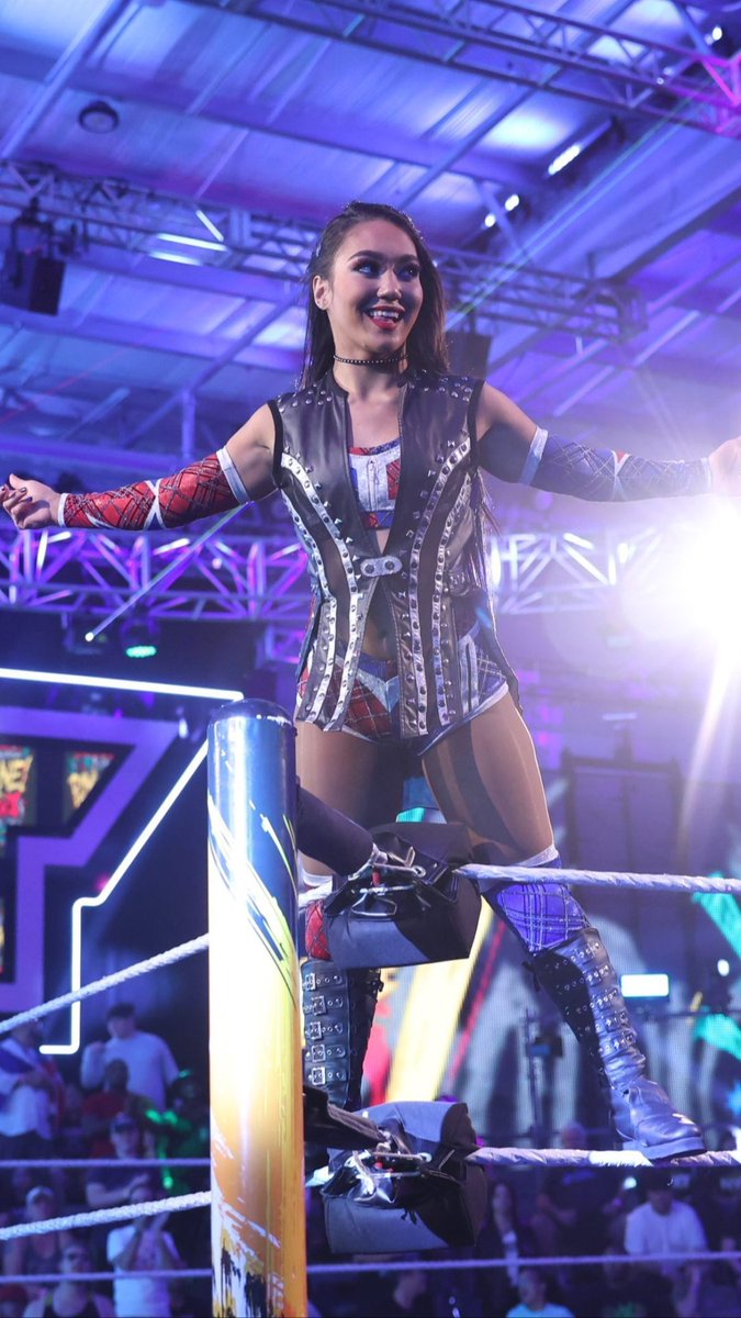 Day 83 of posting <a href="/roxanne_wwe/">roxanne</a> content until she follows me..