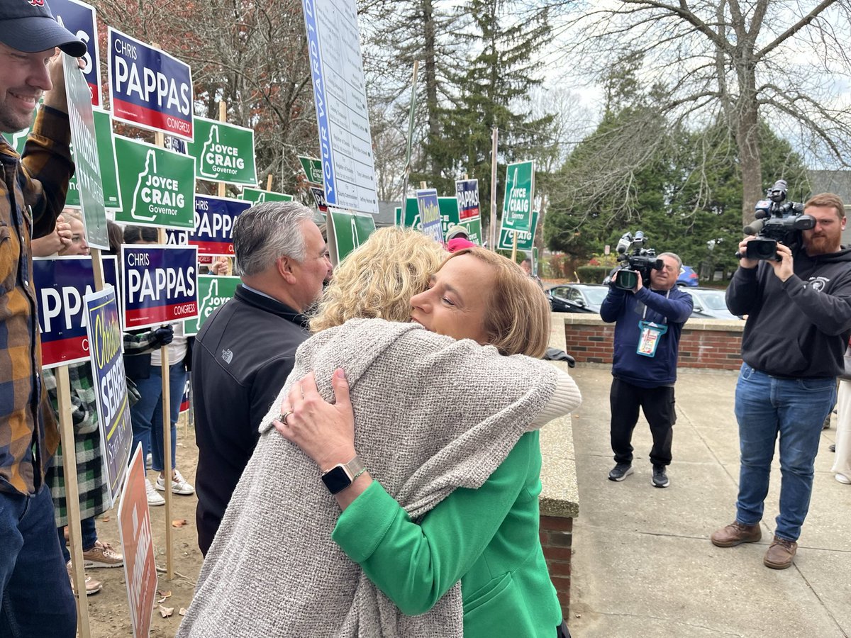 JoyceCraigNH's tweet photo. Throughout this campaign, it’s been my honor to hear directly from so many Granite Staters.

When I voted this morning, I voted with your stories in mind. From the bottom of my heart, thank you. #NHPolitics https://t.co/H0AsFqVFvf
