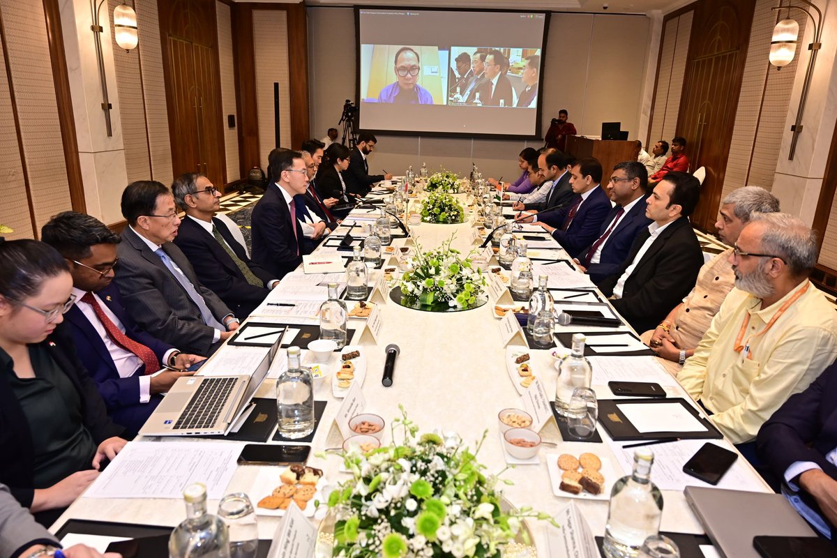 Building on the Semiconductor MoU announced during Hon’ble PM <a href="/narendramodi/">Narendra Modi</a>'s visit to Singapore, the first India-Singapore Semiconductor Ecosystem Policy Dialogue, co-chaired by Secretary, MeitY Shri S Krishnan &amp; Permanent Secretary, MTI, was held today. 

#IndiaSingapore