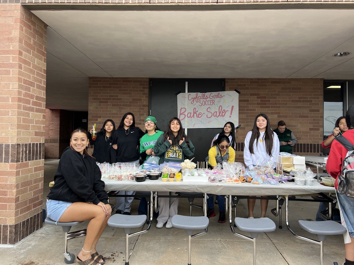 falls_wsoccer's tweet photo. For Homecoming we mixed it up this year with a Bake/Taco/Horchata Sale and man did it pay off. We made over $1650, all profit! Great job Lady Eagles! https://t.co/1RNd8C1S2m