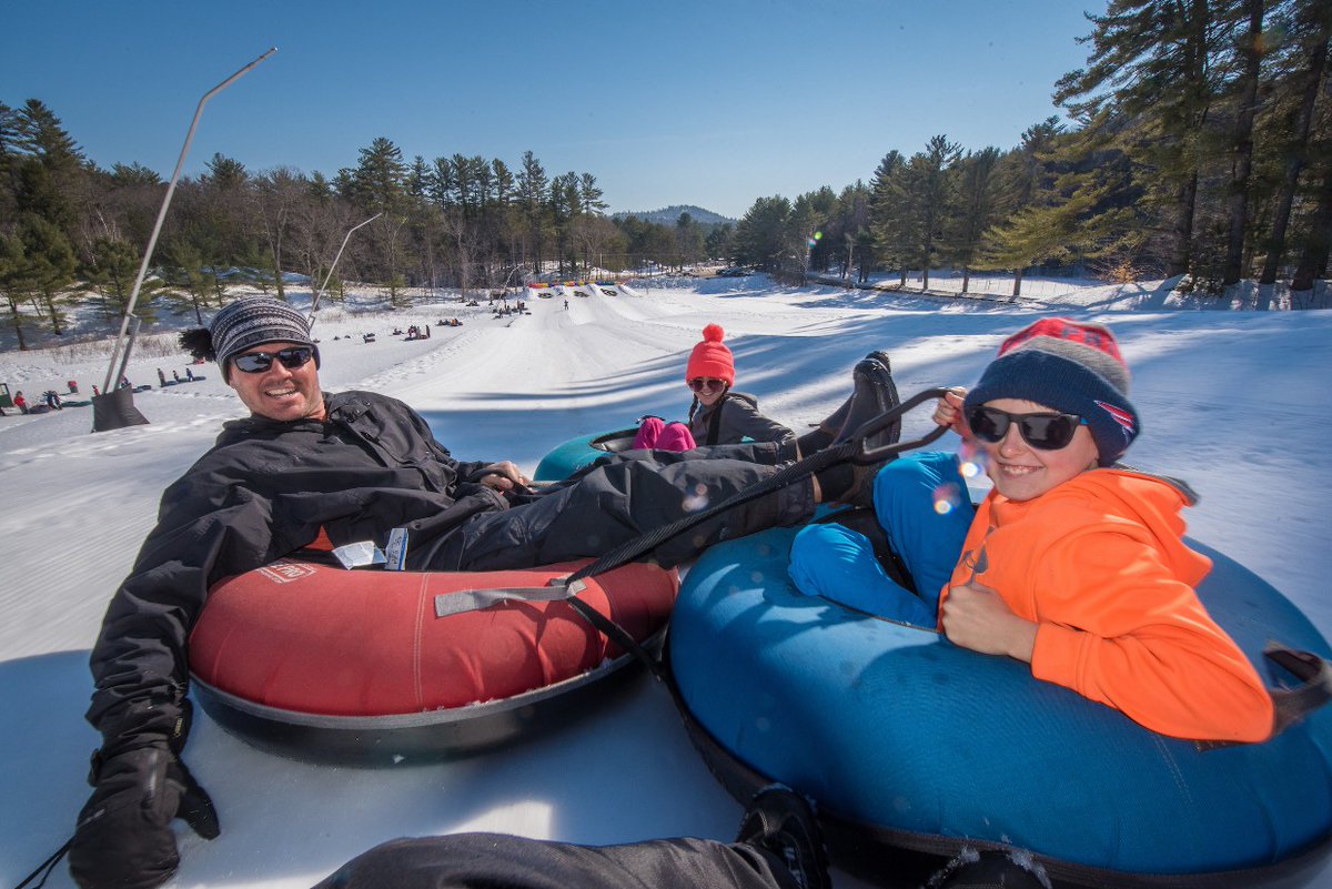 KingPineSkiArea's tweet image. Speaking of voting, we've been nominated again for USA Today 10Best "Best Place for Snow Tubing" and we're humbly asking for yours! Even better, you can submit daily, so be sure to light us up every day now through when voting ends November 11. 👉10best.usatoday.com/awards/travel/…