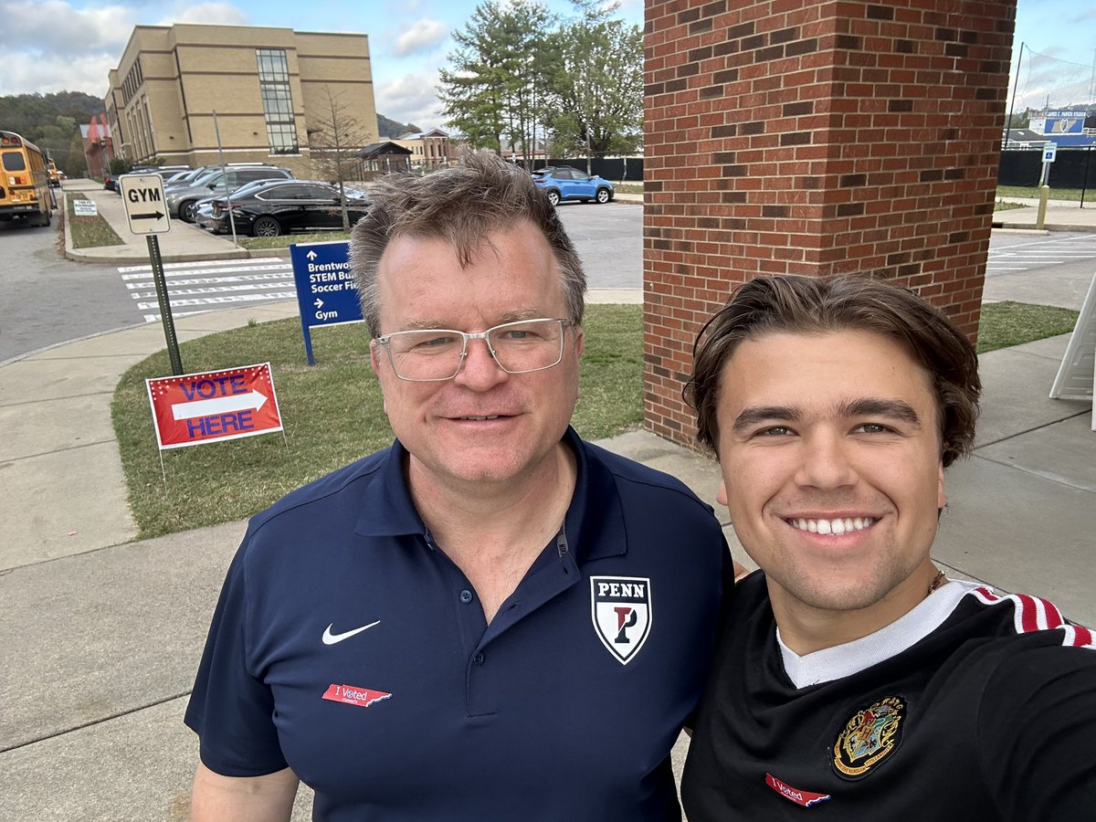aaronmartinfc's tweet image. My son’s first time voting! Two in the bank in TN for @KamalaHarris

#GoVote