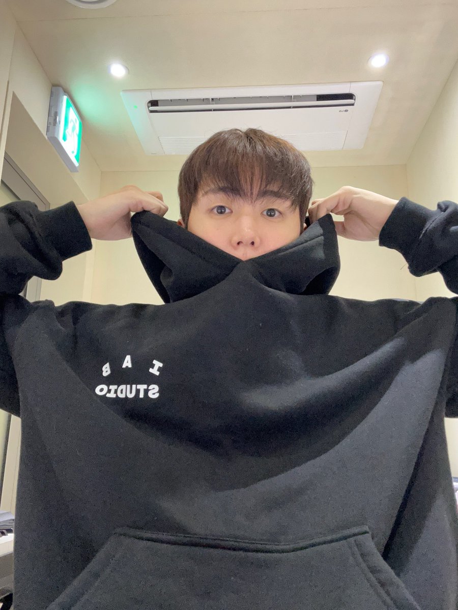 Re_SHaaaaAA's tweet photo. 재윤이가 보내준 하트 제가 시원하게 쏩니다 https://t.co/q8WqjVExJ2