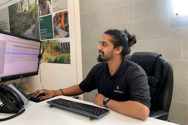 💷 It's #LivingWageWeek, and London Stone is proud to be one of the 15,000 employers in the UK who pay the <a href="/LivingWageUK/">Living Wage Foundation</a>.

👉 Learn more about how and why we do it - londonstone.co.uk/about-us/livin…

#ThisIsLondonStone