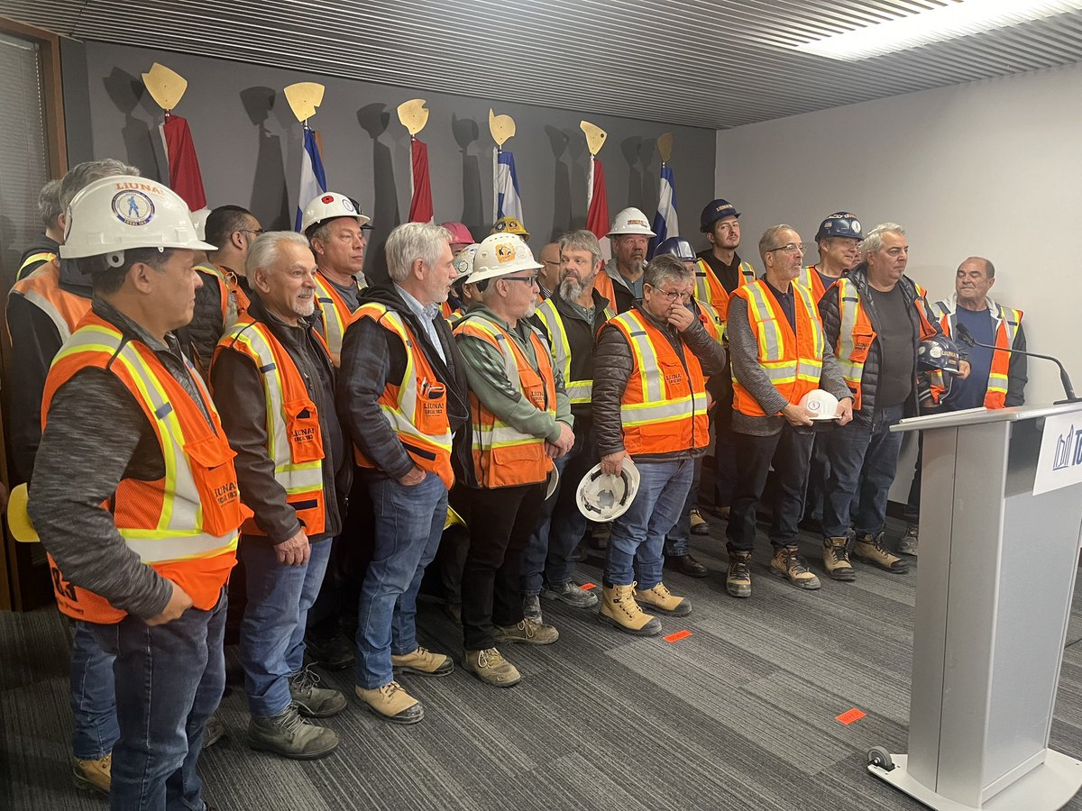 BenSpurr's tweet photo. Mayor has invited some guests to her morning press conference https://t.co/YwfuzVfSSd