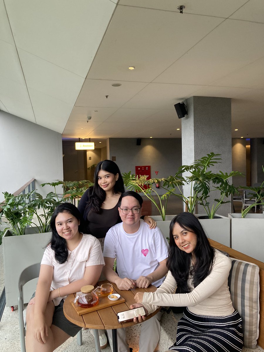 ericdafisca's tweet image. “Memories are the treasures we gather along the journey of life, but it’s the companionship of friendship that makes the voyage truly worthwhile.” — Unknown