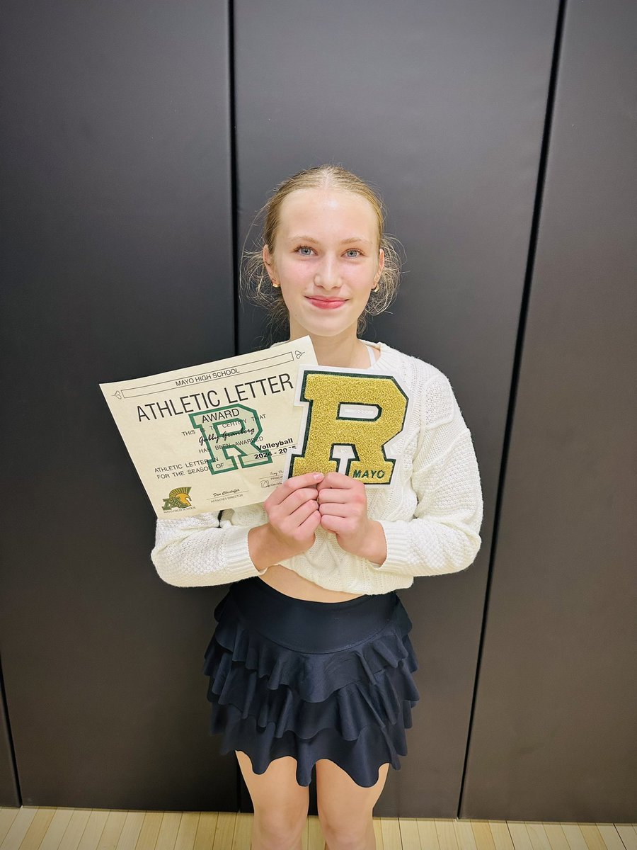 Freshman <a href="/MayoVball/">Mayo VB</a> season ➡️ ✅

Next up, <a href="/MayoGBB/">Mayo GBB</a> 💪

Proud of my girl, <a href="/GabbyGranberg/">Gabby Granberg</a>
🏐🏀