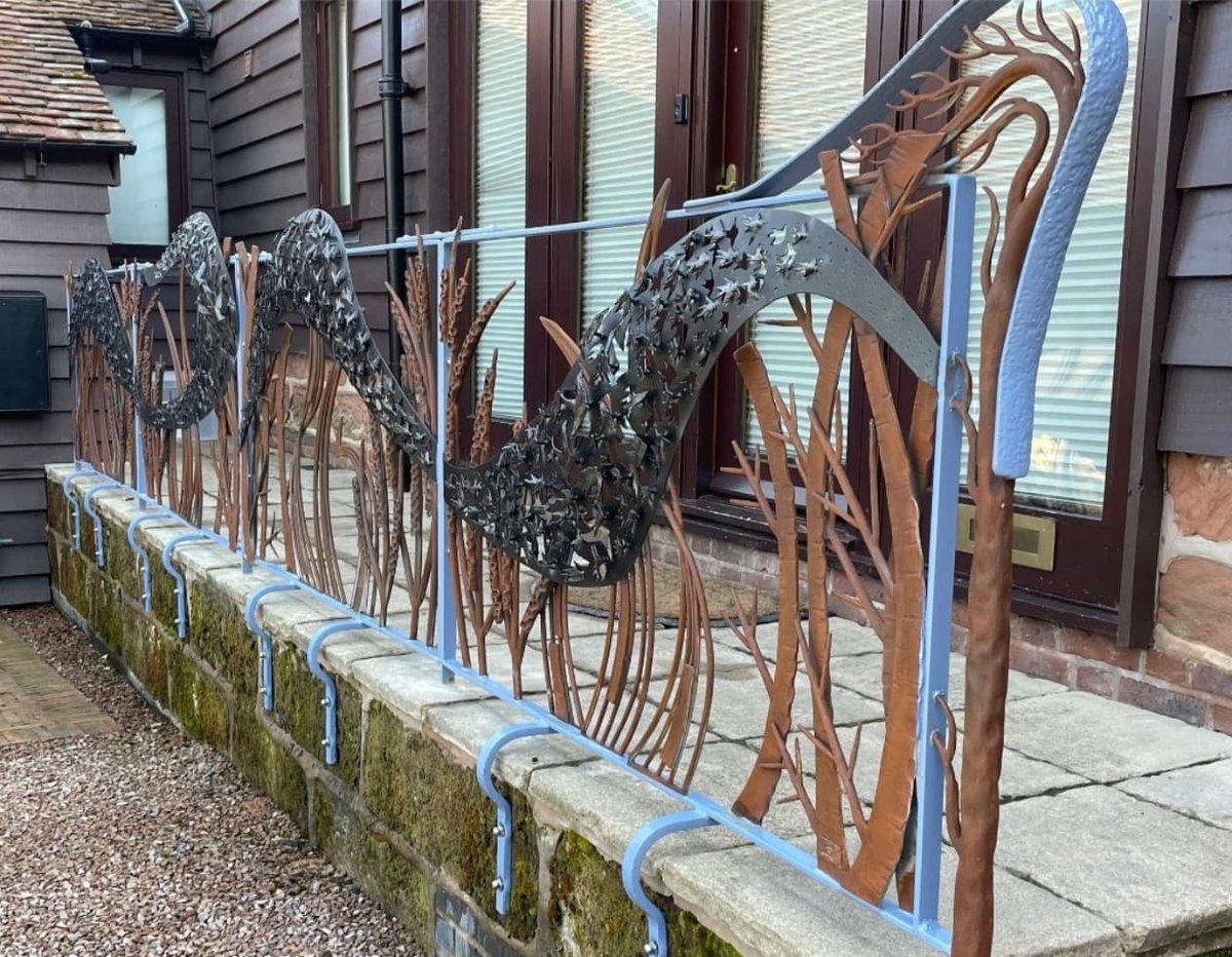 Bex Simon tweet media