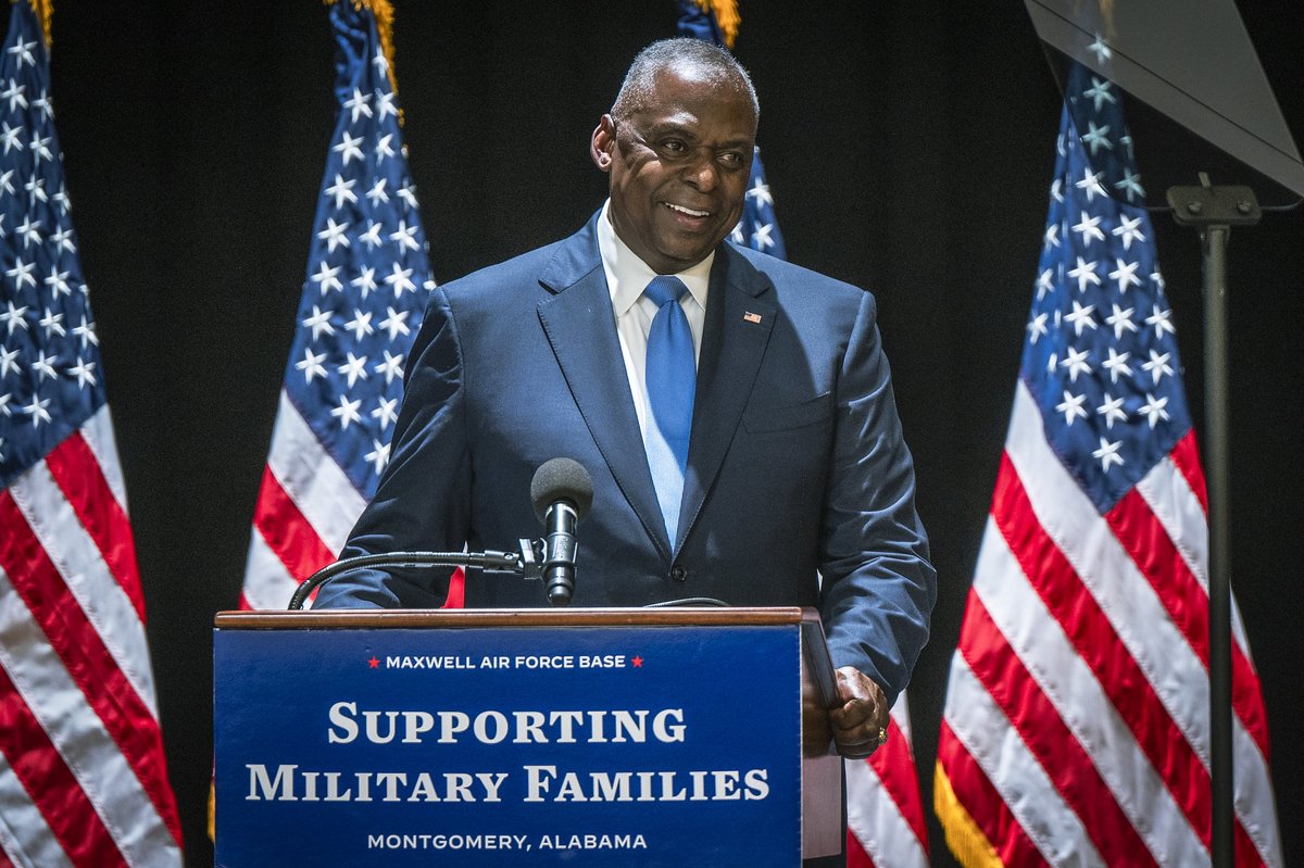 Archive: Lloyd J. Austin III tweet media