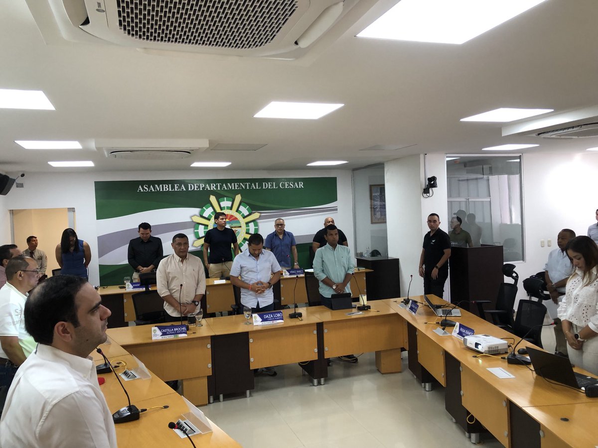 Alex Acuña Reales tweet media