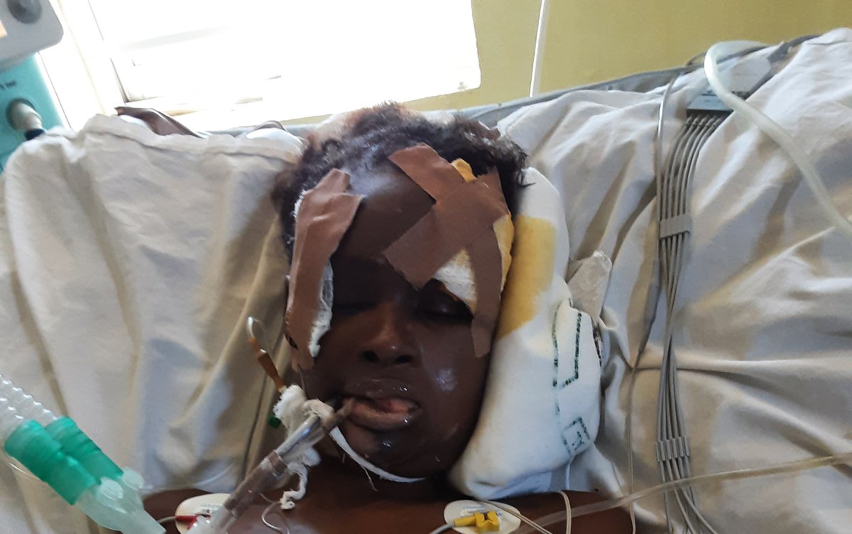 NatHospital_ABJ's tweet photo. UNKNOWN PATIENT
The woman whose picture is placed above was brought into the National Hospital Abuja, on the 28th October, 2024. The unknown patient was said to have been found unconscious by the road side in Mabushi at about 9am and was brought to the National Hospital https://t.co/mx0icTzcsi