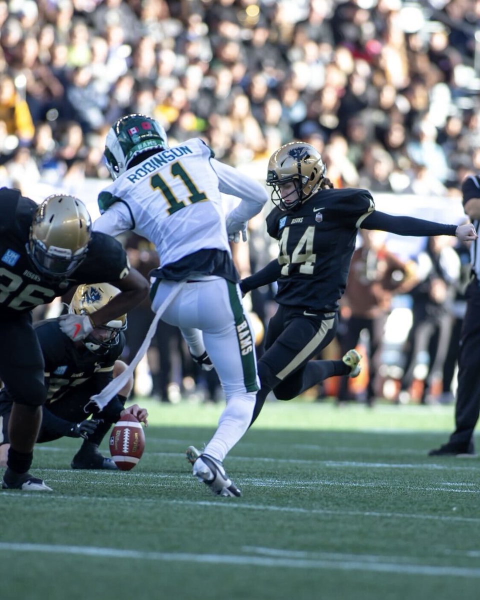 CFL's tweet image. Congratulations to University of Manitoba kicker Maya Turner, the first woman to be named a Canada West football All-Star!

She’s made 14 of 18 field goals this season, the best in the conference.👏

@USPORTSca | @umbisons