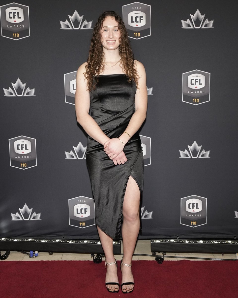 CFL's tweet image. Congratulations to University of Manitoba kicker Maya Turner, the first woman to be named a Canada West football All-Star!

She’s made 14 of 18 field goals this season, the best in the conference.👏

@USPORTSca | @umbisons