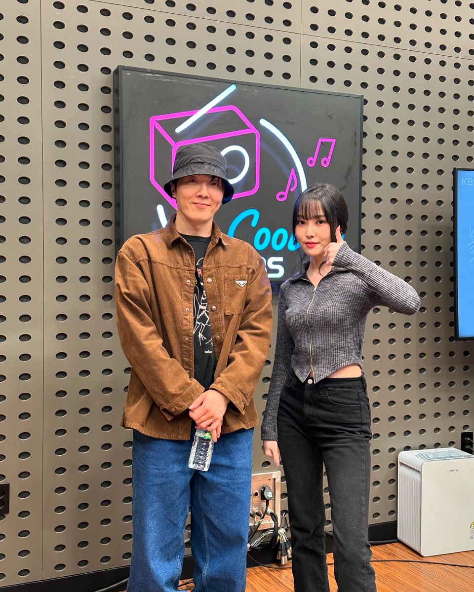 적재pic. tweet media