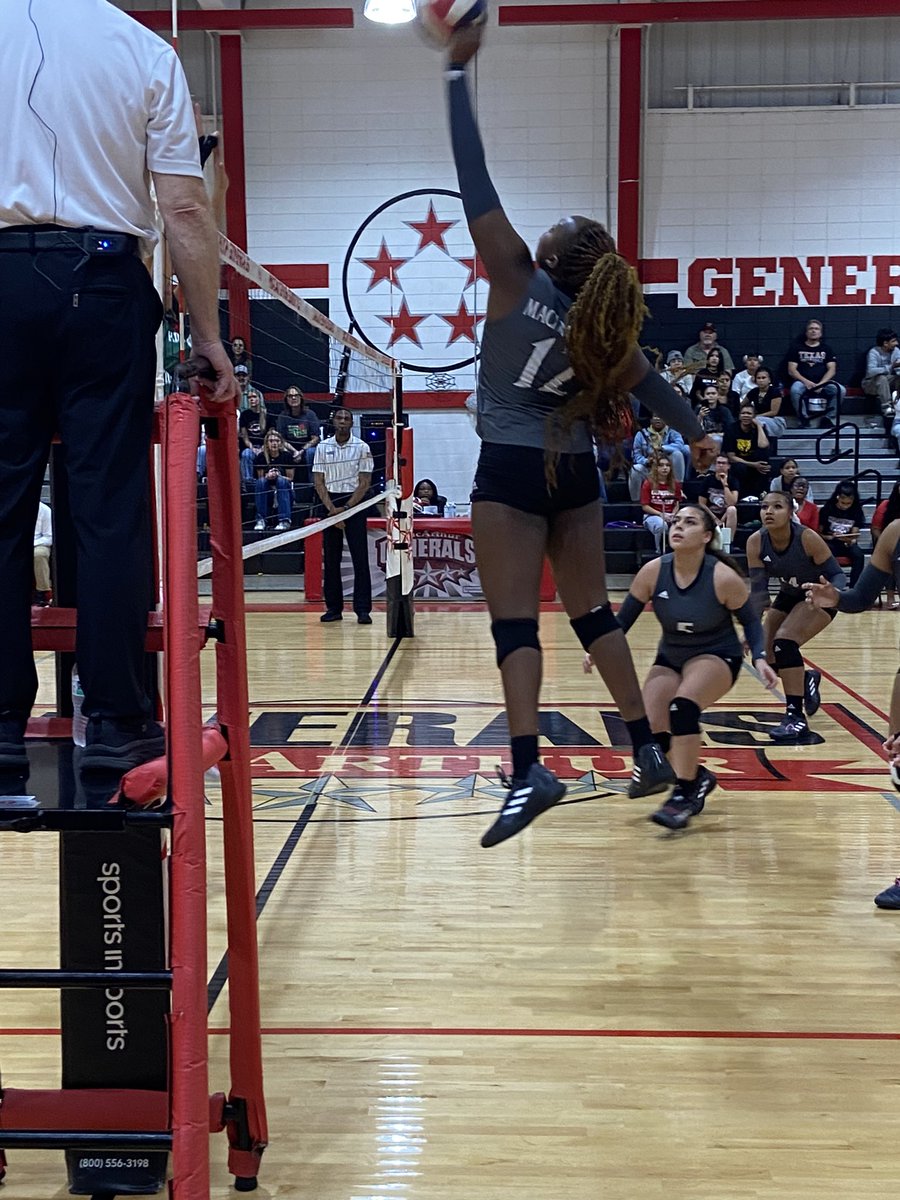 AldineSports's tweet photo. MacArthur played Woodlands in Bi-District Volleyball Playoffs. Go Big Red! @drgoffney @AthleticsAisd  @DeanColbert5 @AldineISD @DiakaMelendez https://t.co/3fpJlFy4ye