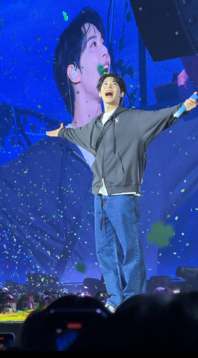 friedchiccentae's tweet photo. feel free to save~~~~~~ https://t.co/kfRqr0fhbK