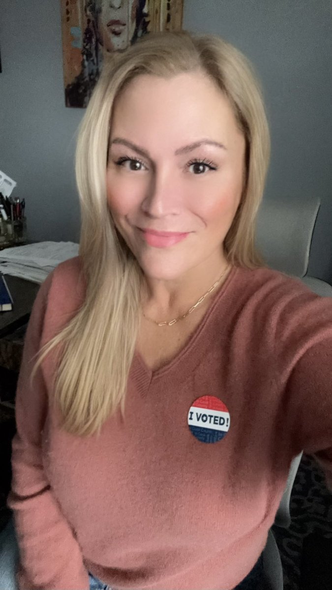 Meidas_Jules's tweet photo. We got this, LFG!!!! #ElectionDay #HarrisWalz2024 https://t.co/cfLOS8UYrP