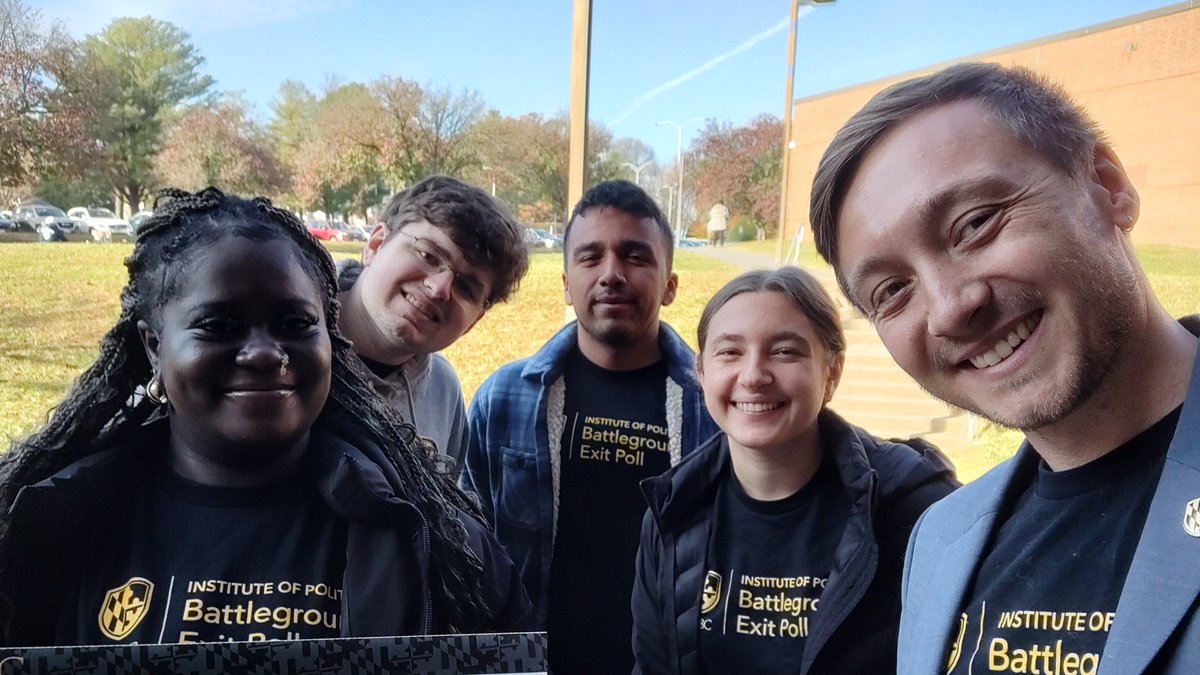 We're out here!!! <a href="/UMBC/">UMBC</a> Retrievers showing up to study #ElectionDay in <a href="/BaltimoreCounty/">Baltimore County, MD</a>! 

Huge shout out to our student team at Owings Mills High School!

#UMBCExitPoll #ExitPoll