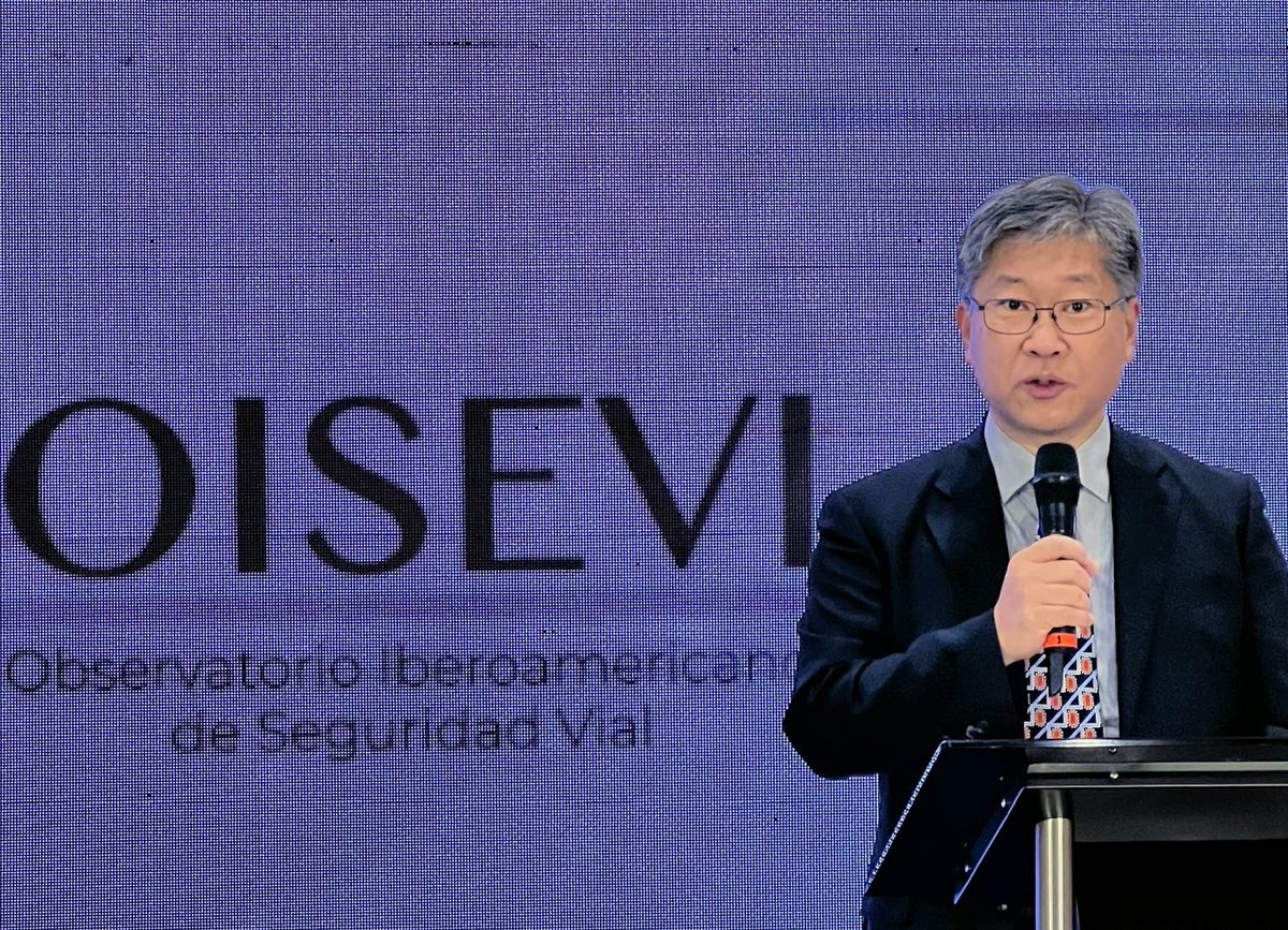 <a href="/ITF_Forum/">International #Transport Forum 🌎</a> and <a href="/Programa_OISEVI/">OISEVI</a> have a long history of cooperation. They are a regional leader and have inspired other #RoadSafety observatories globally.

Joining their Gen. Assembly today was a chance to reaffirm our partnership and goal to advance data-driven safety policies.