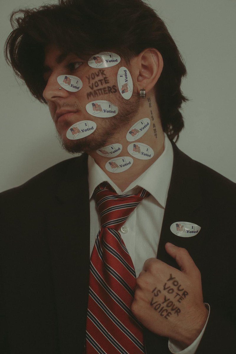 GO VOTE 
💙💙💙

📸 : <a href="/sam_giardina/">samuelavery</a> - show some love to sam’s incredible shoot about the importance of voting in this election (and at all) while you’re at it!